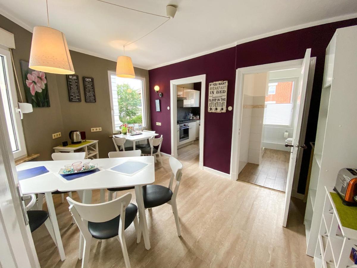 Villa Hanseart Luebeck - Privatzimmer In Zentraler Lage Lübeck Exterior foto