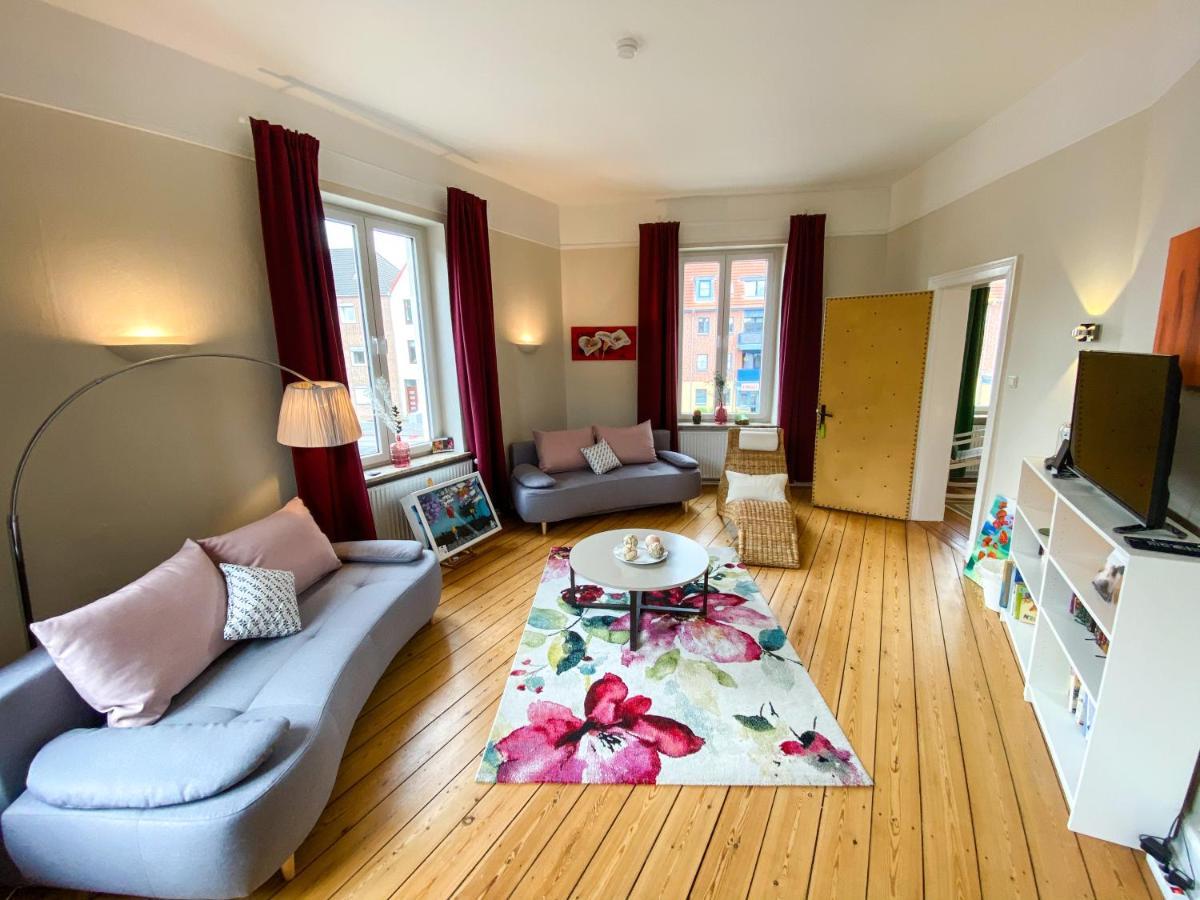 Villa Hanseart Luebeck - Privatzimmer In Zentraler Lage Lübeck Exterior foto