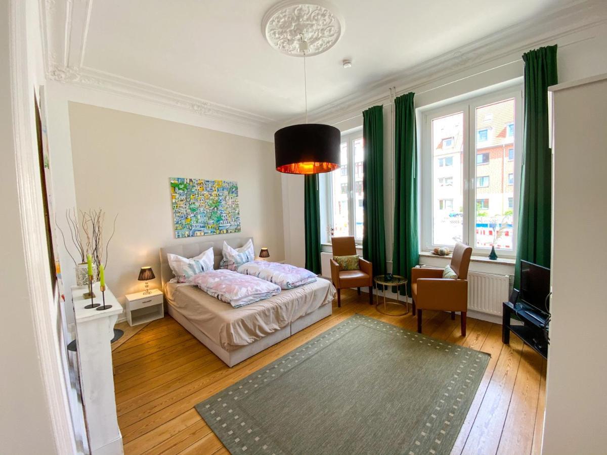Villa Hanseart Luebeck - Privatzimmer In Zentraler Lage Lübeck Exterior foto