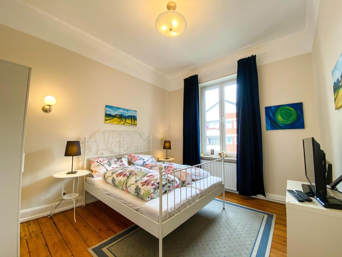 Villa Hanseart Luebeck - Privatzimmer In Zentraler Lage Lübeck Exterior foto