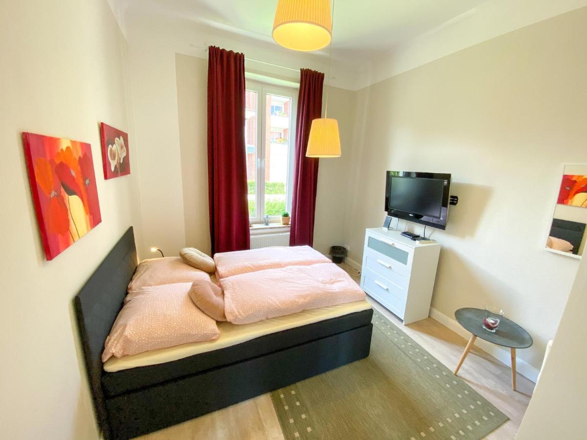 Villa Hanseart Luebeck - Privatzimmer In Zentraler Lage Lübeck Exterior foto