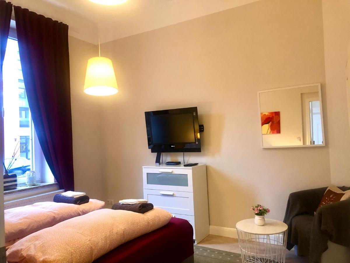 Villa Hanseart Luebeck - Privatzimmer In Zentraler Lage Lübeck Exterior foto