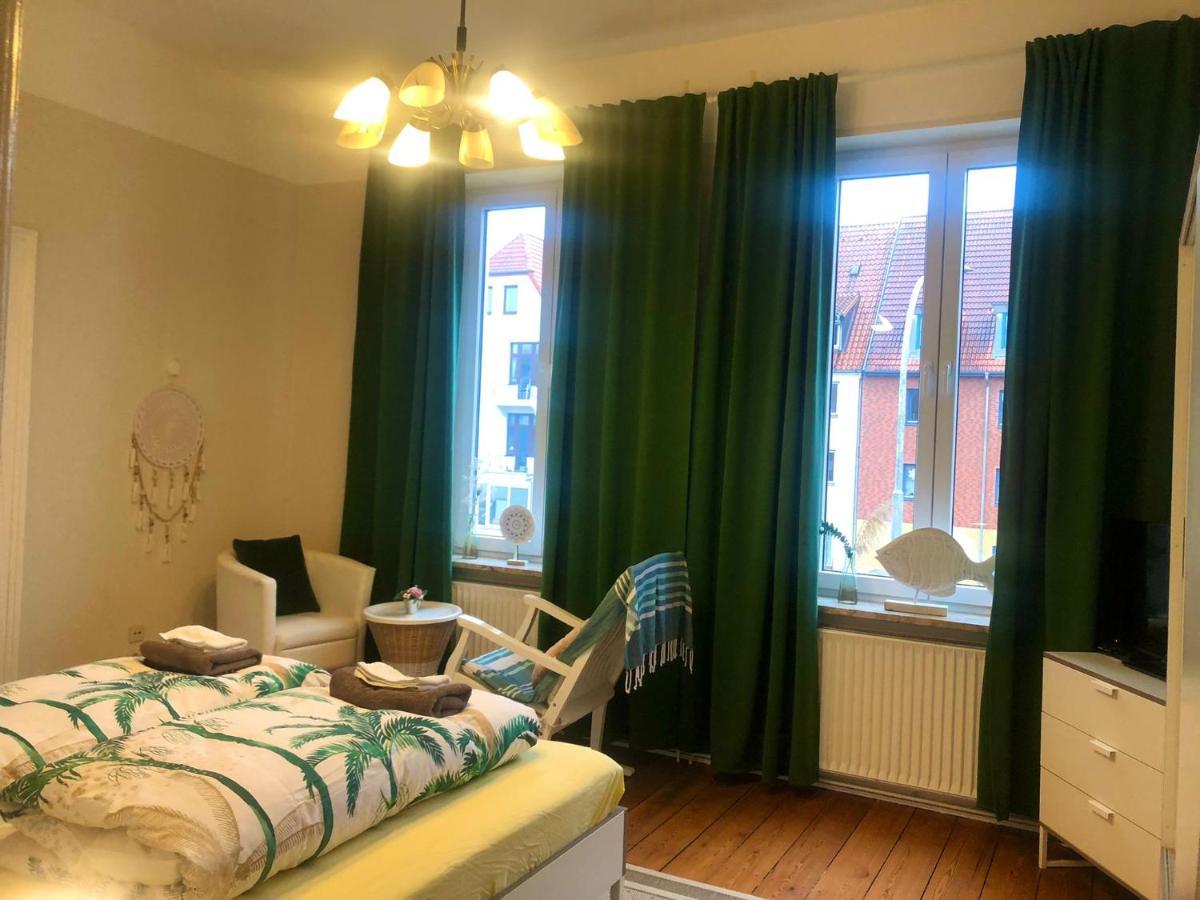 Villa Hanseart Luebeck - Privatzimmer In Zentraler Lage Lübeck Exterior foto